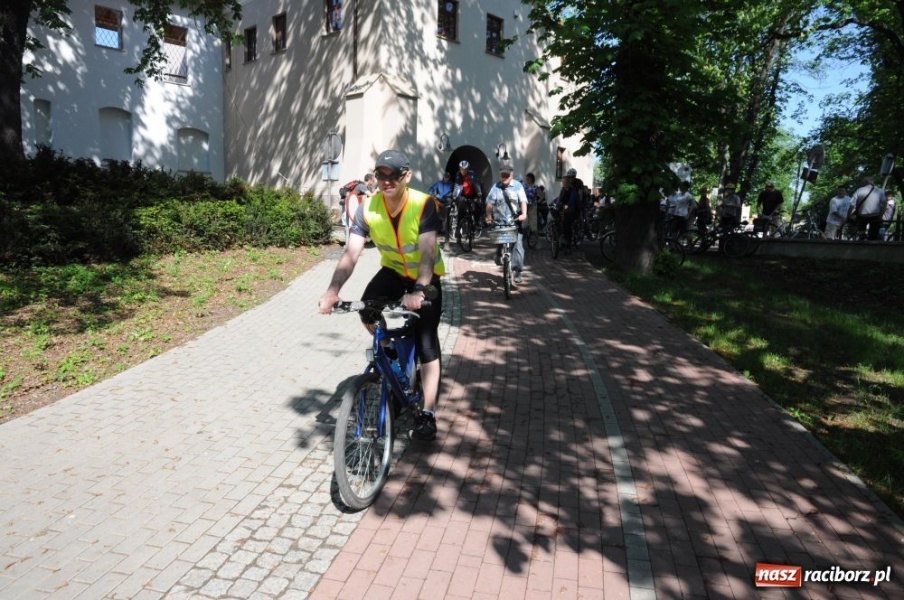 Zdjęcie w galerii na portalu naszraciborz.pl: Ścieżki po wałach oficjalnie otwarte wiadomości z regionu