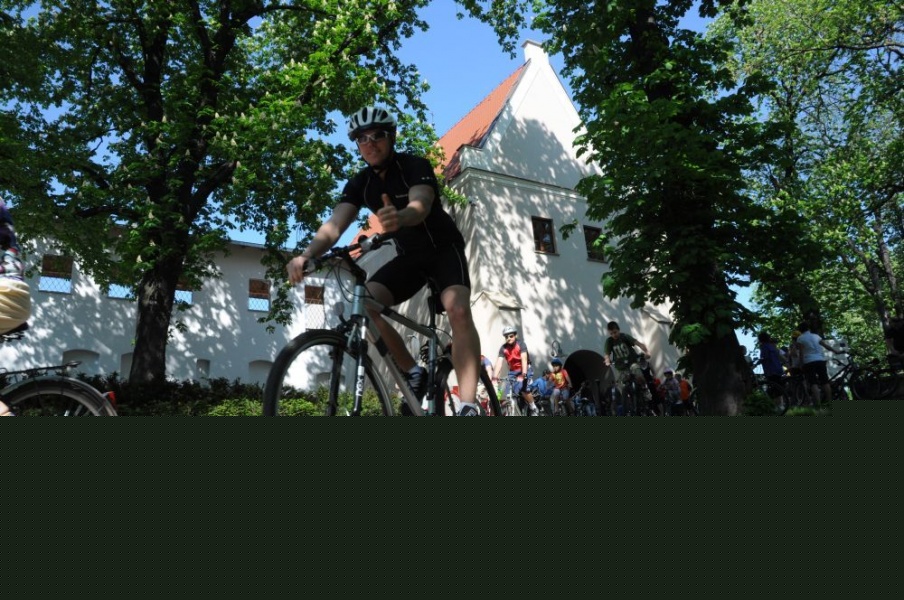 Zdjęcie w galerii na portalu naszraciborz.pl: Ścieżki po wałach oficjalnie otwarte wiadomości z regionu