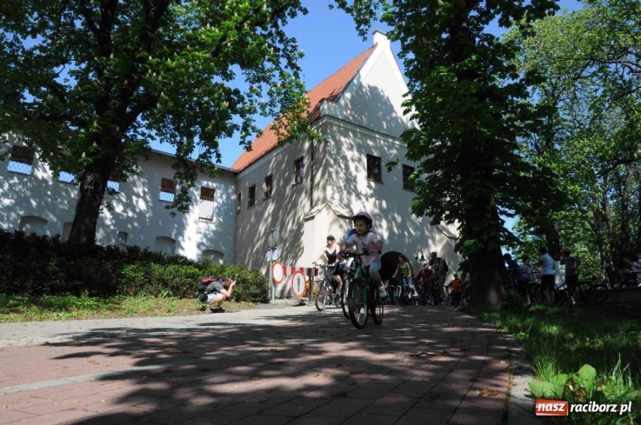 Zdjęcie w galerii na portalu naszraciborz.pl: Ścieżki po wałach oficjalnie otwarte wiadomości z regionu