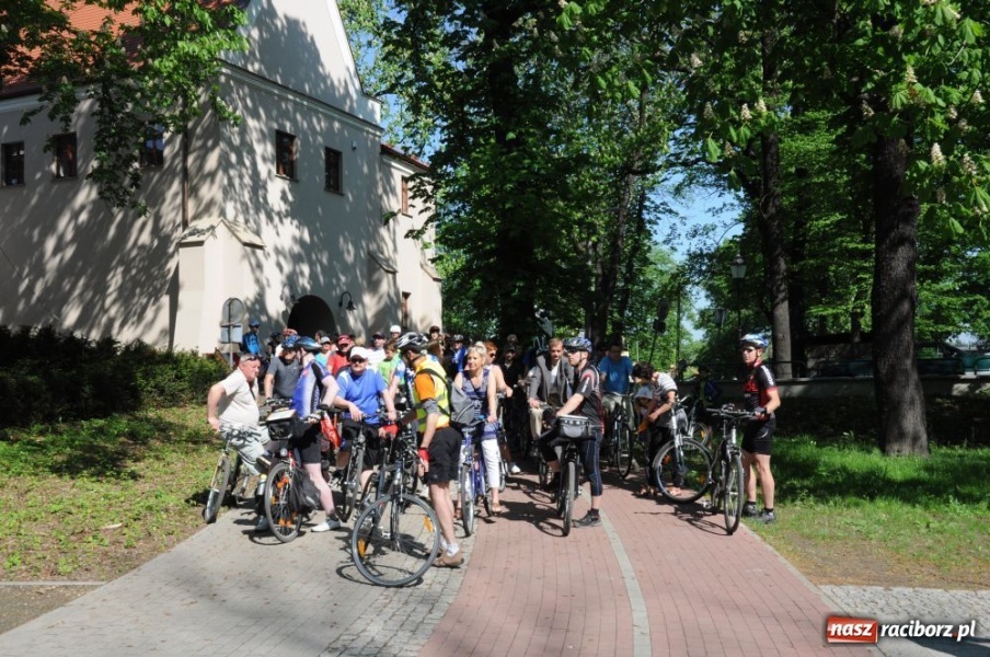 Zdjęcie w galerii na portalu naszraciborz.pl: Ścieżki po wałach oficjalnie otwarte wiadomości z regionu