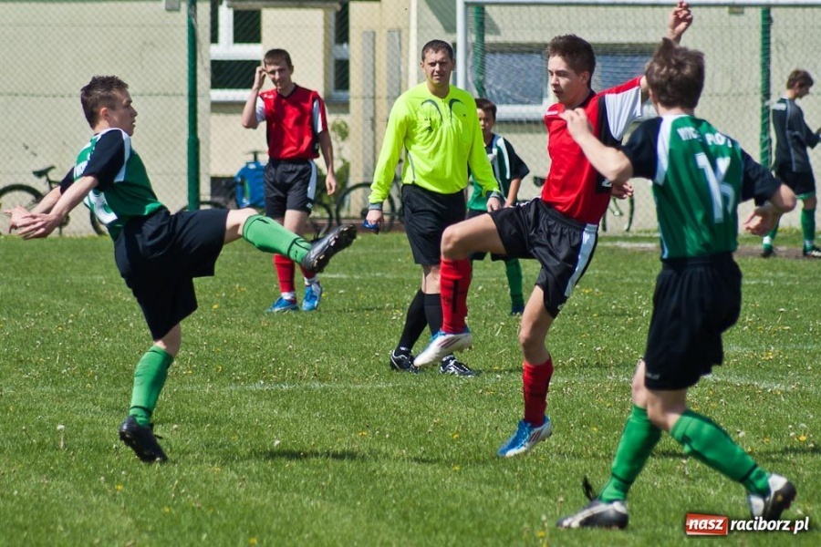 Zdjęcie w galerii na portalu naszraciborz.pl: Wojciech Klecha bohaterem Samborowic wiadomości z regionu