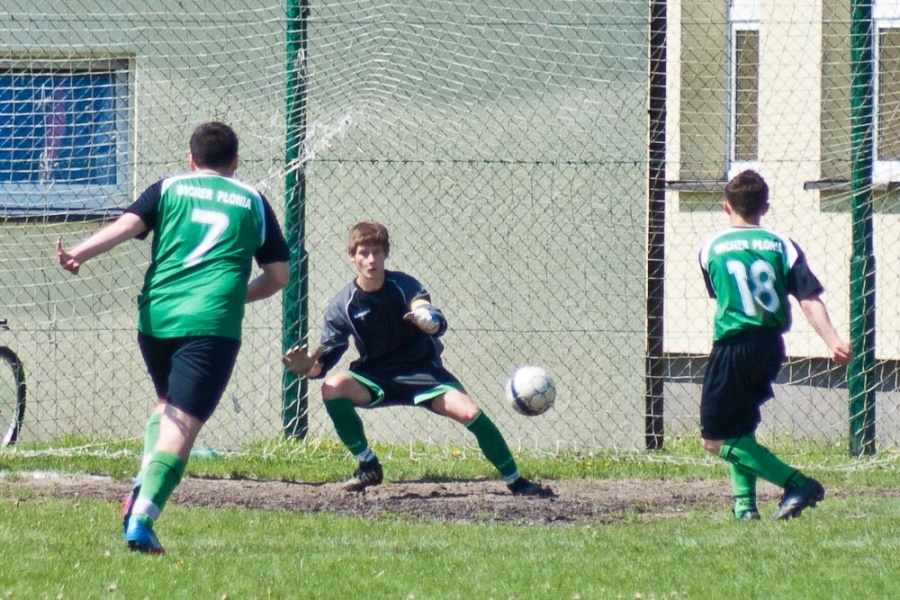 Zdjęcie w galerii na portalu naszraciborz.pl: Wojciech Klecha bohaterem Samborowic wiadomości z regionu