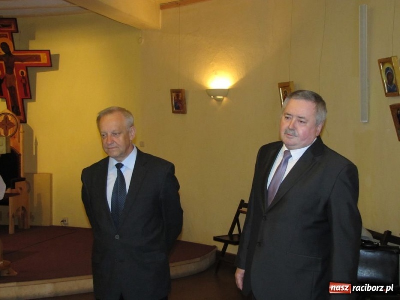 Zdjęcie w galerii na portalu naszraciborz.pl: Polityk PiS spotkał się z raciborzanami wiadomości z regionu