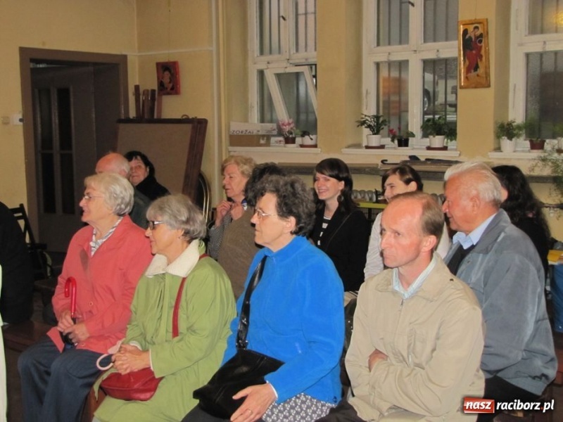 Zdjęcie w galerii na portalu naszraciborz.pl: Polityk PiS spotkał się z raciborzanami wiadomości z regionu