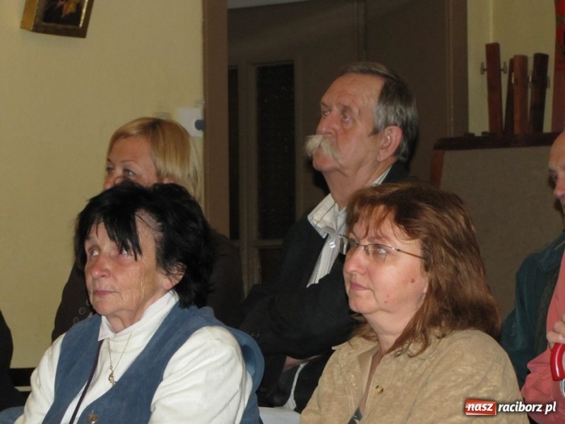 Zdjęcie w galerii na portalu naszraciborz.pl: Polityk PiS spotkał się z raciborzanami wiadomości z regionu