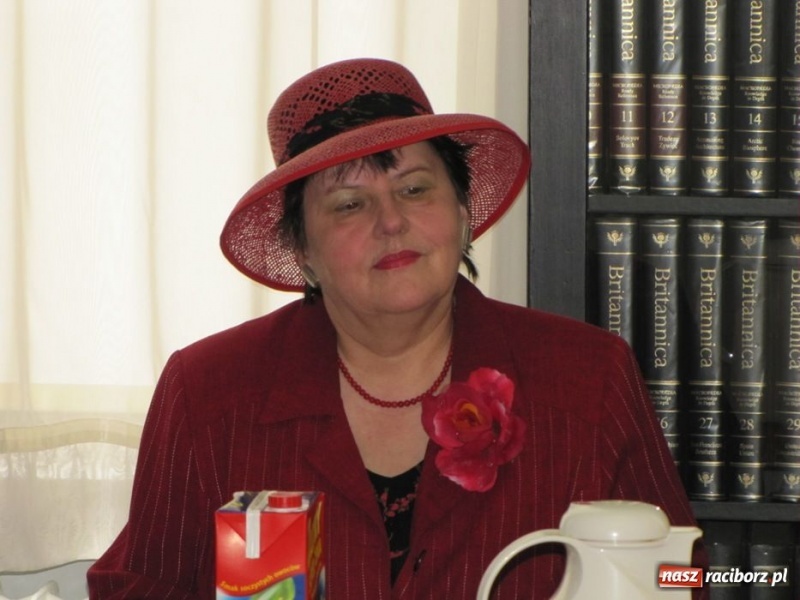 Zdjęcie w galerii na portalu naszraciborz.pl: W bibliotece godali po śląsku wiadomości z regionu