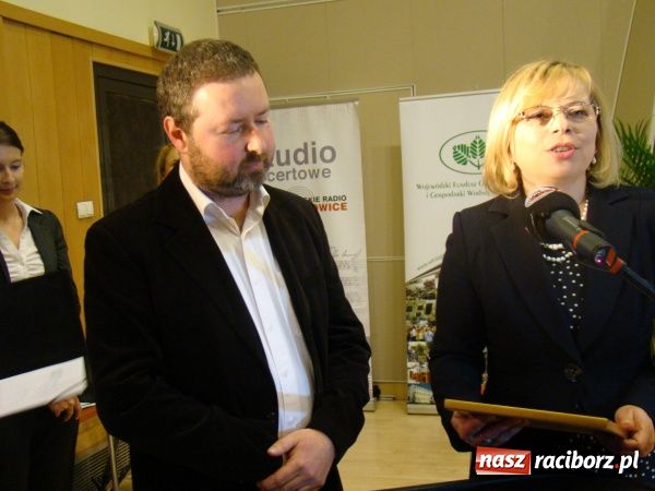 Zdjęcie w galerii na portalu naszraciborz.pl: Pomoc dla rolników. Certyfikat od Arki wiadomości z regionu