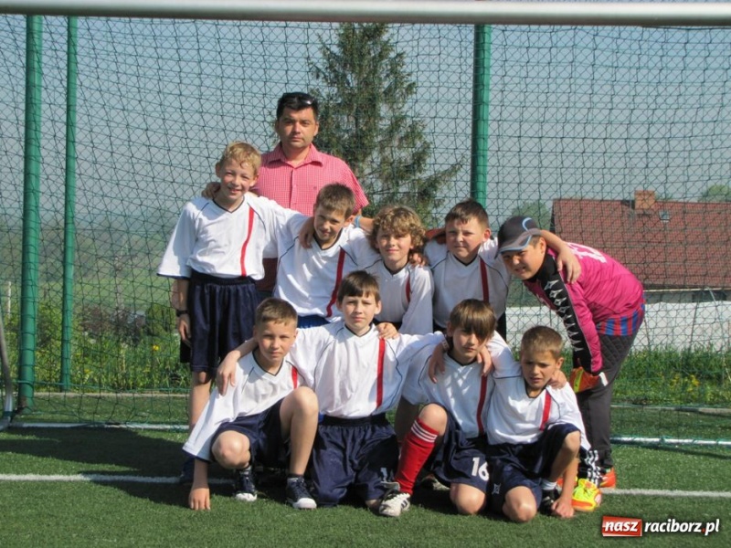 Zdjęcie w galerii na portalu naszraciborz.pl: Młodziki zagrały w powiatowym turnieju wiadomości z regionu