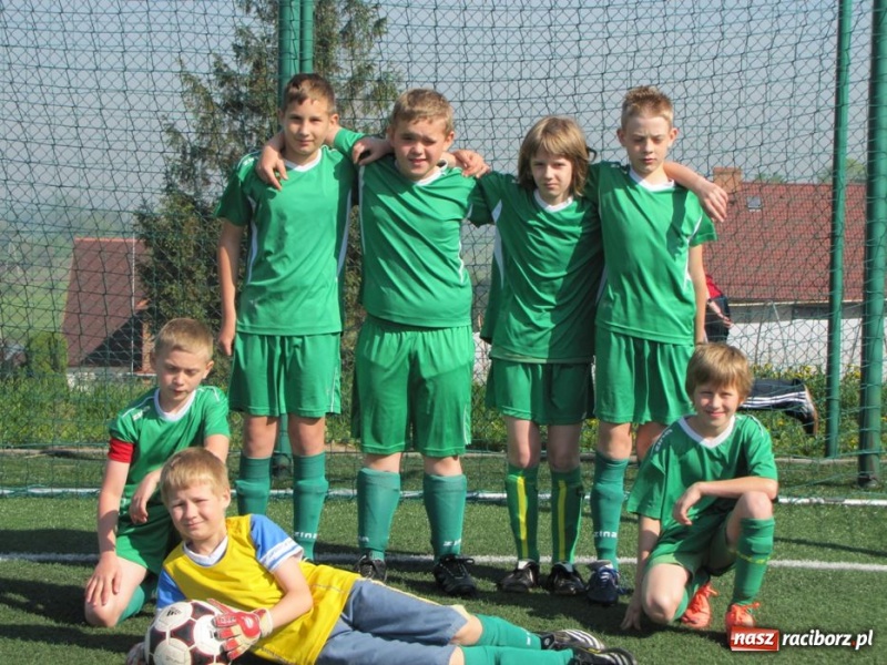 Zdjęcie w galerii na portalu naszraciborz.pl: Młodziki zagrały w powiatowym turnieju wiadomości z regionu