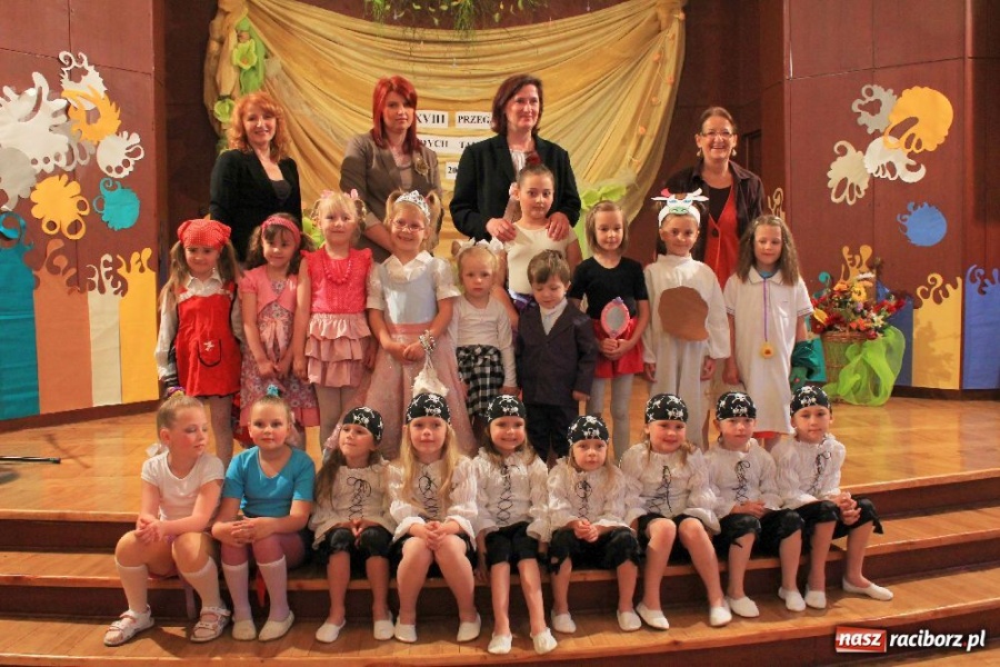 Zdjęcie w galerii na portalu naszraciborz.pl: Młode talenty odkrywano w Tworkowie wiadomości z regionu