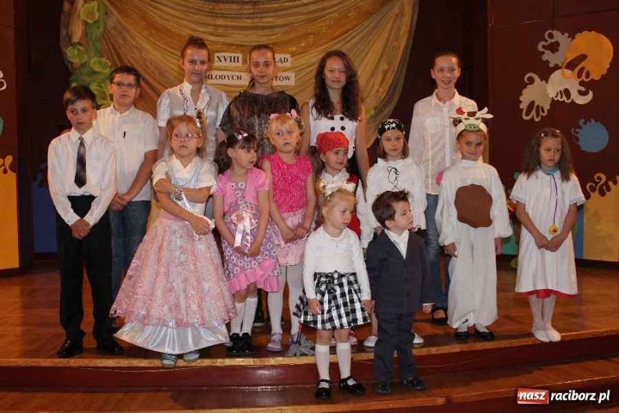 Zdjęcie w galerii na portalu naszraciborz.pl: Młode talenty odkrywano w Tworkowie wiadomości z regionu