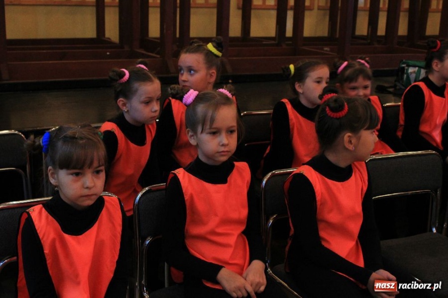 Zdjęcie w galerii na portalu naszraciborz.pl: Młode talenty odkrywano w Tworkowie wiadomości z regionu