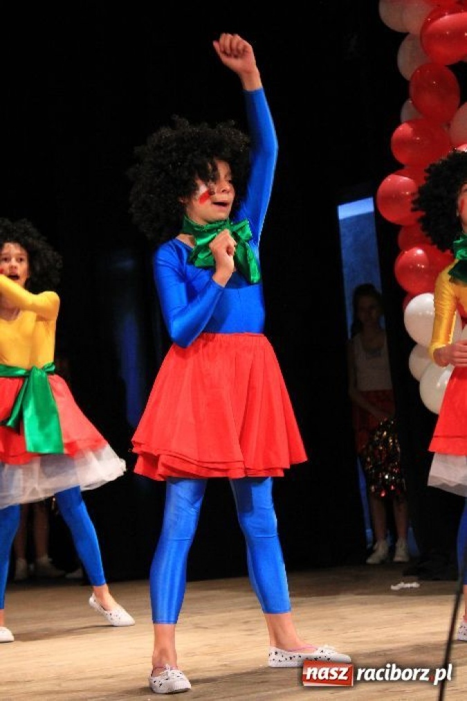 Zdjęcie w galerii na portalu naszraciborz.pl: W Strzesze kibicowali śpiewająco wiadomości z regionu