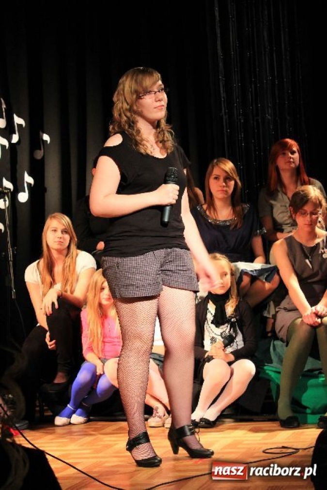 Zdjęcie w galerii na portalu naszraciborz.pl: Wiosenne występy solistów w MDK wiadomości z regionu