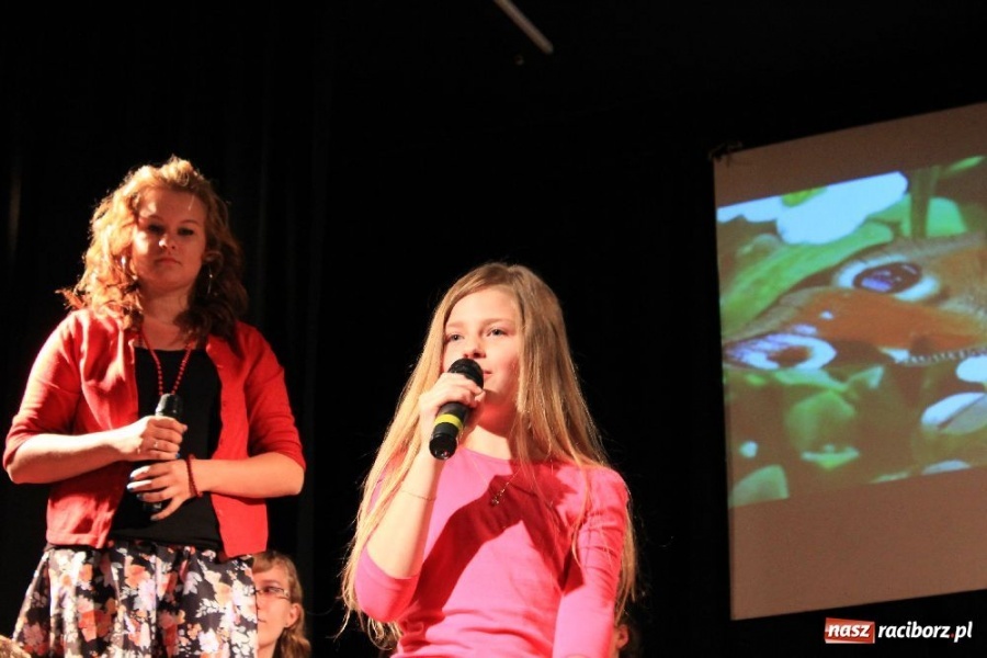 Zdjęcie w galerii na portalu naszraciborz.pl: Wiosenne występy solistów w MDK wiadomości z regionu
