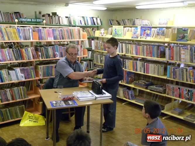 Zdjęcie w galerii na portalu naszraciborz.pl: Historia piłki nożnej opowiedziana w Brzeziu wiadomości z regionu