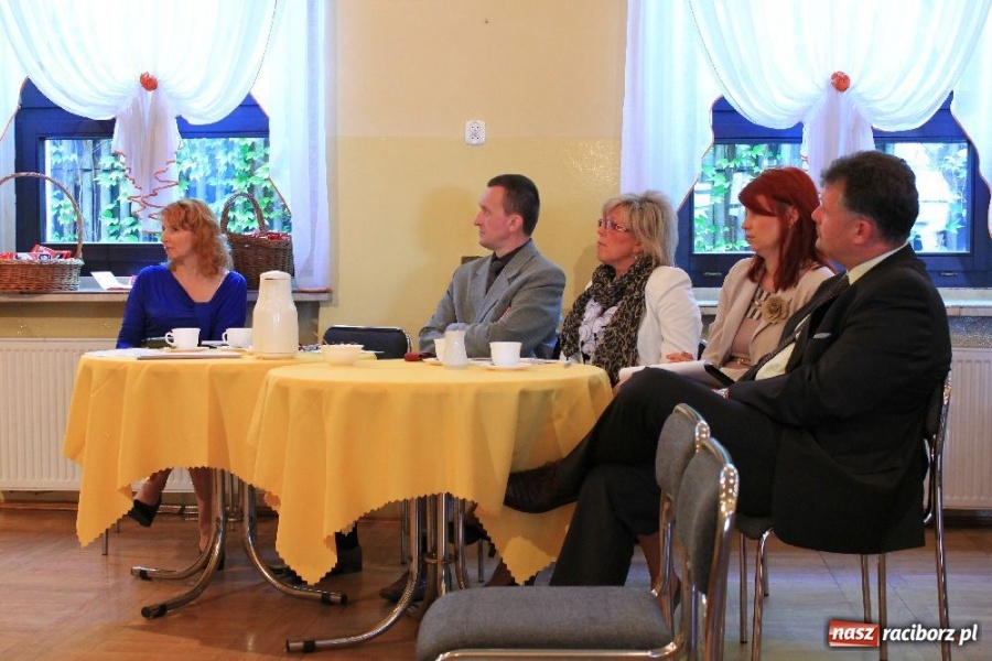 Zdjęcie w galerii na portalu naszraciborz.pl: Swoimi talentami dzielili się z widzami wiadomości z regionu