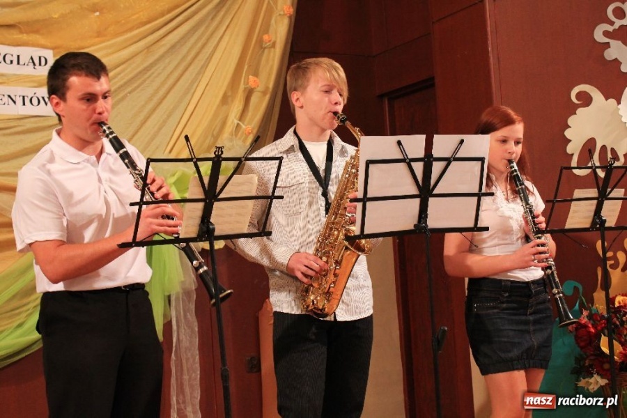 Zdjęcie w galerii na portalu naszraciborz.pl: Swoimi talentami dzielili się z widzami wiadomości z regionu
