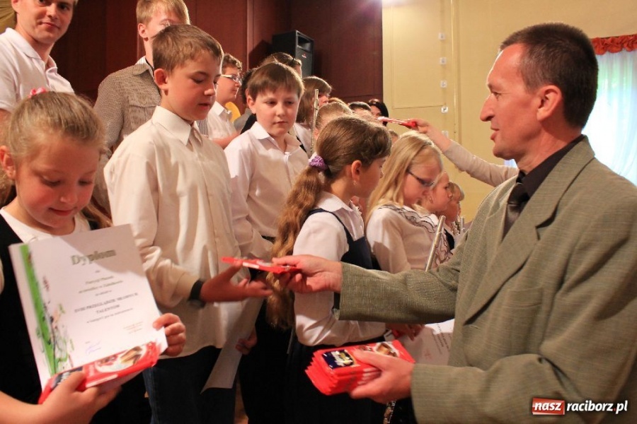 Zdjęcie w galerii na portalu naszraciborz.pl: Swoimi talentami dzielili się z widzami wiadomości z regionu