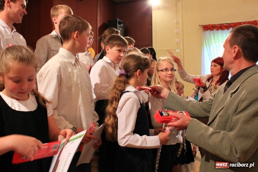Zdjęcie w galerii na portalu naszraciborz.pl: Swoimi talentami dzielili się z widzami wiadomości z regionu