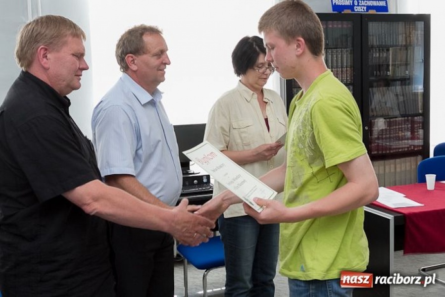 Zdjęcie w galerii na portalu naszraciborz.pl:  UKS Ikar Racibórz - górą wiadomości z regionu