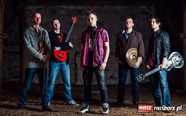 Zdjęcie w galerii na portalu naszraciborz.pl: LemOn w MOKSiR-ze w Kuźni Raciborskiej wiadomości z regionu