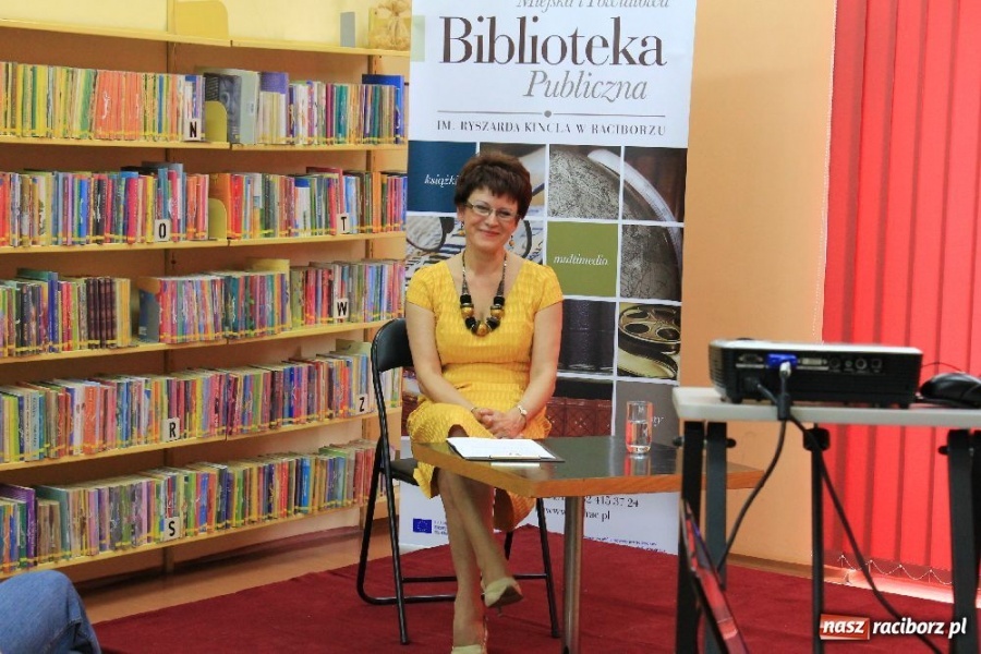 Zdjęcie w galerii na portalu naszraciborz.pl: Wybrano najlepszych bibliotekarzy wiadomości z regionu