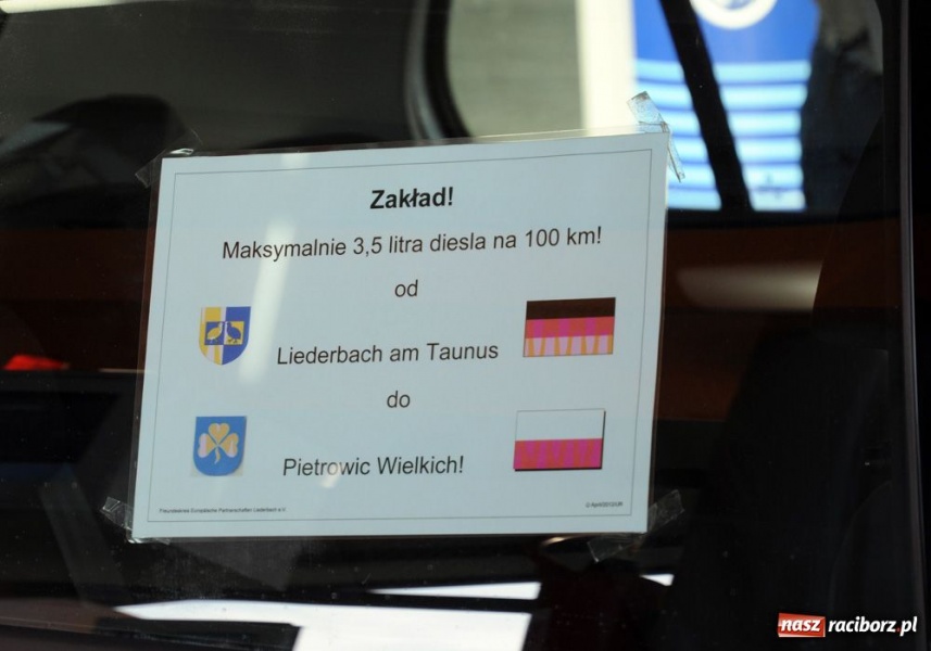 Zdjęcie w galerii na portalu naszraciborz.pl: Wójt nie wierzył, teraz zagra na flecie wiadomości z regionu