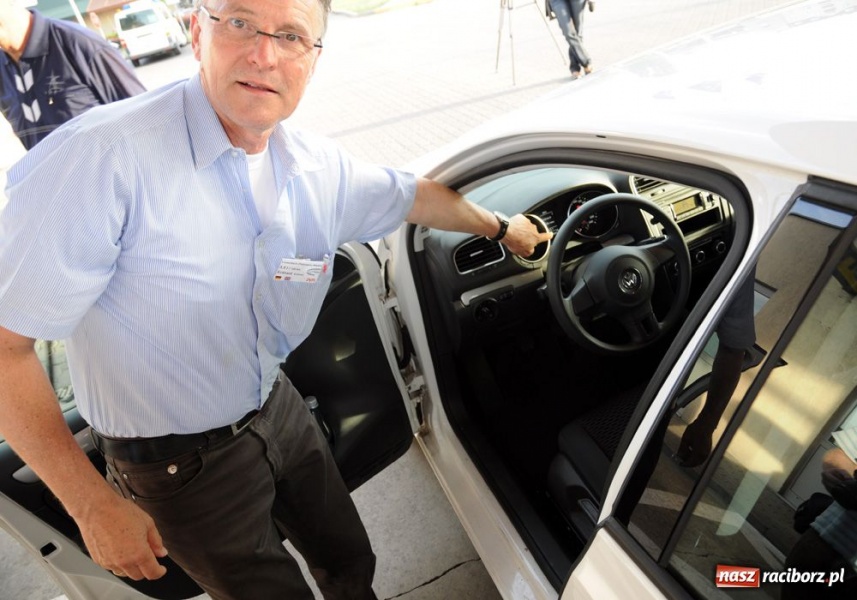 Zdjęcie w galerii na portalu naszraciborz.pl: Wójt nie wierzył, teraz zagra na flecie wiadomości z regionu