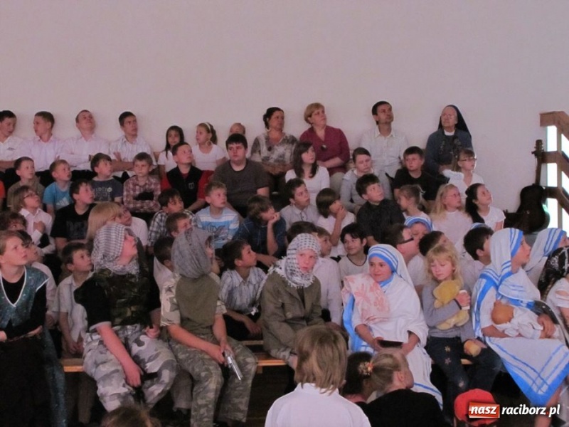 Zdjęcie w galerii na portalu naszraciborz.pl: W Bieńkowicach śmiał się cały świat wiadomości z regionu