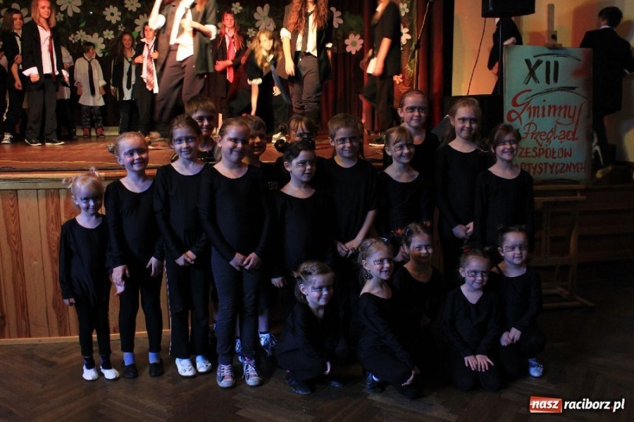 Zdjęcie w galerii na portalu naszraciborz.pl: Kozy i barany na scenie w Krzanowicach wiadomości z regionu