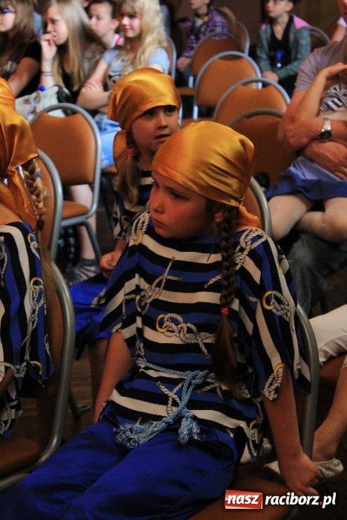 Zdjęcie w galerii na portalu naszraciborz.pl: Kozy i barany na scenie w Krzanowicach wiadomości z regionu