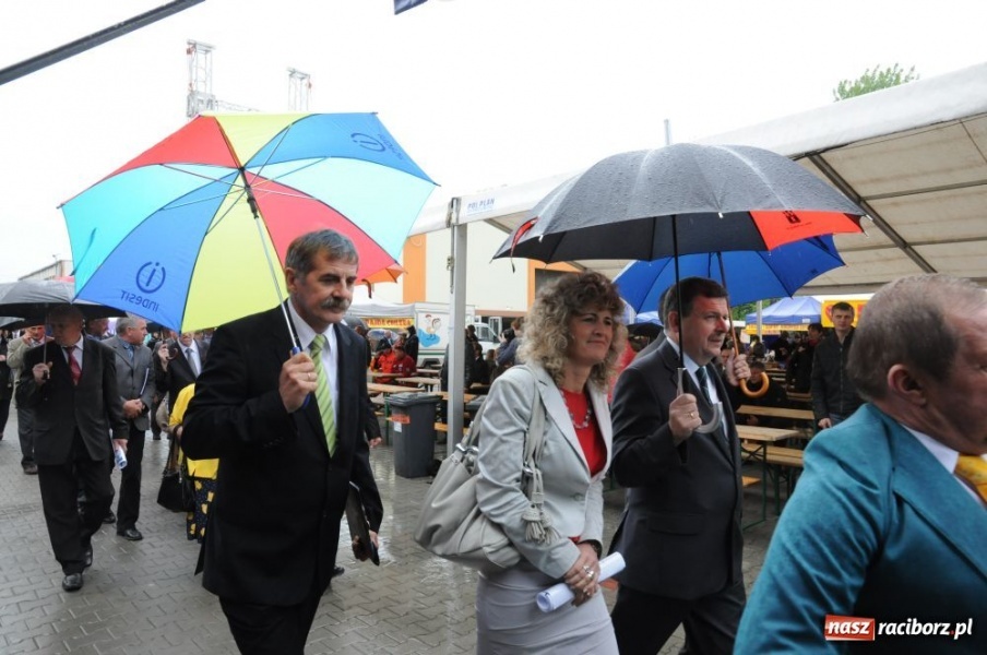 Zdjęcie w galerii na portalu naszraciborz.pl: Deszcz nie odstraszył zwiedzających wiadomości z regionu