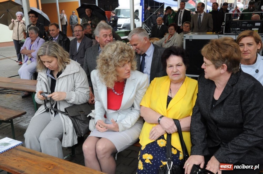 Zdjęcie w galerii na portalu naszraciborz.pl: Deszcz nie odstraszył zwiedzających wiadomości z regionu