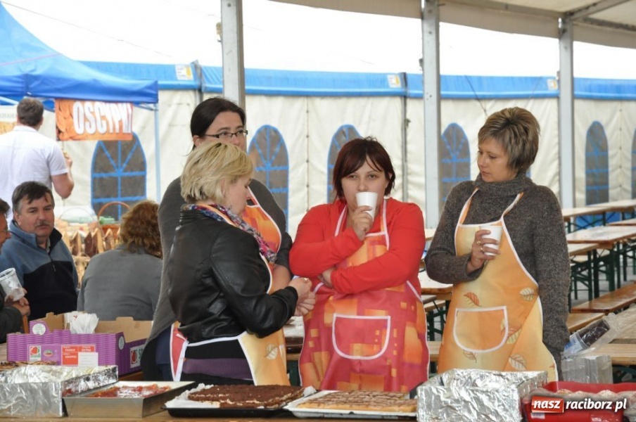 Zdjęcie w galerii na portalu naszraciborz.pl: Deszcz nie odstraszył zwiedzających wiadomości z regionu