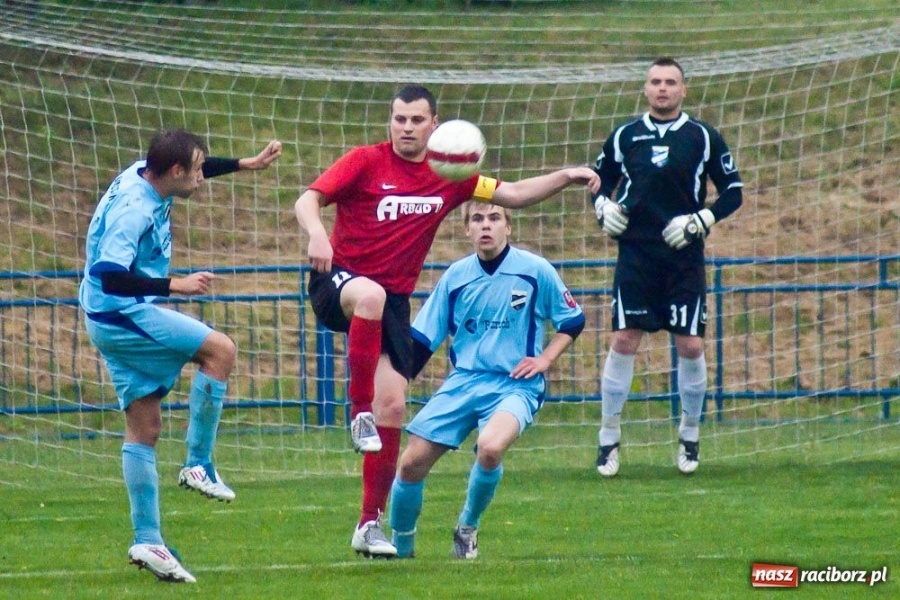 Zdjęcie w galerii na portalu naszraciborz.pl: Punkty nie dla Unii Racibórz wiadomości z regionu