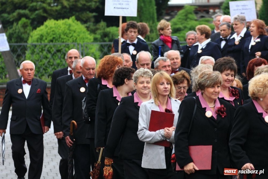 Zdjęcie w galerii na portalu naszraciborz.pl: Zachwycające występy Chórów Pogranicza wiadomości z regionu