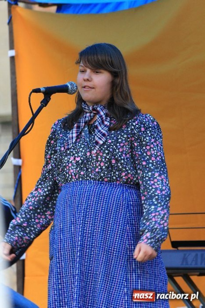 Zdjęcie w galerii na portalu naszraciborz.pl: Koncert udany mimo niepogody wiadomości z regionu