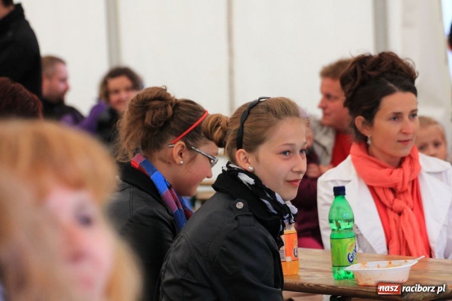 Zdjęcie w galerii na portalu naszraciborz.pl: Koncert udany mimo niepogody wiadomości z regionu