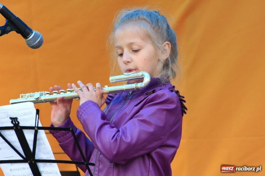 Zdjęcie w galerii na portalu naszraciborz.pl: Koncert udany mimo niepogody wiadomości z regionu