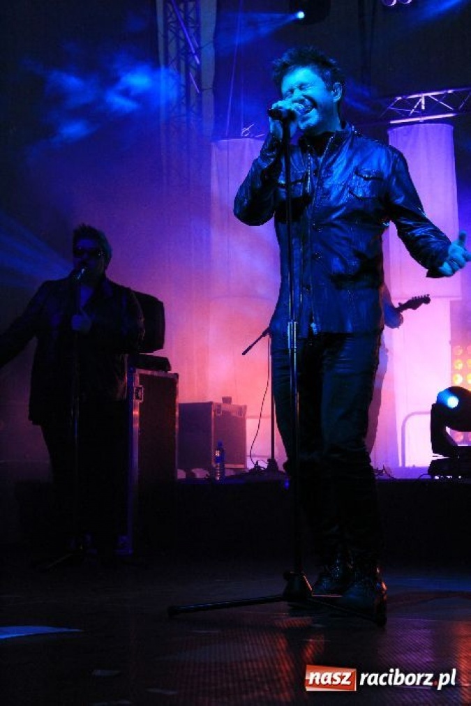 Zdjęcie w galerii na portalu naszraciborz.pl: Piasek wystąpił w Pietrowicach wiadomości z regionu