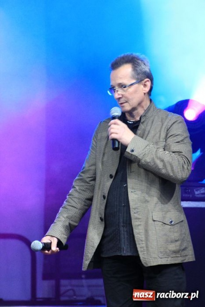 Zdjęcie w galerii na portalu naszraciborz.pl: Piasek wystąpił w Pietrowicach wiadomości z regionu