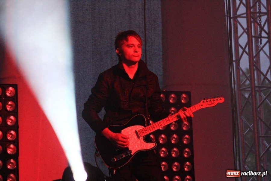 Zdjęcie w galerii na portalu naszraciborz.pl: Piasek wystąpił w Pietrowicach wiadomości z regionu