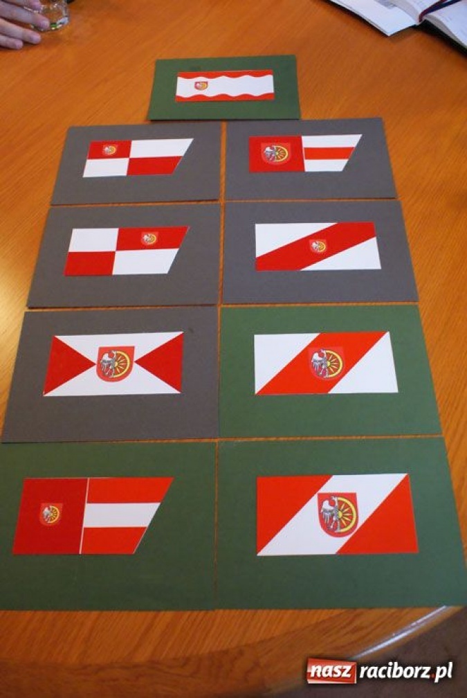 Zdjęcie w galerii na portalu naszraciborz.pl: Wybrano projekt flagi wiadomości z regionu
