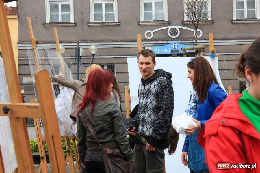 Zdjęcie w galerii na portalu naszraciborz.pl: Stworzyli panoramę graficzną na rynku wiadomości z regionu