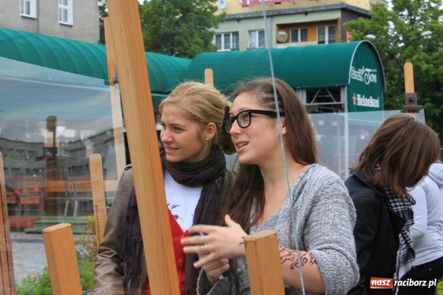 Zdjęcie w galerii na portalu naszraciborz.pl: Stworzyli panoramę graficzną na rynku wiadomości z regionu