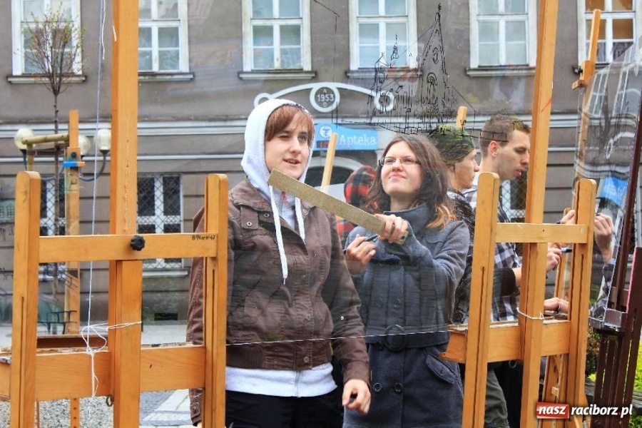 Zdjęcie w galerii na portalu naszraciborz.pl: Stworzyli panoramę graficzną na rynku wiadomości z regionu