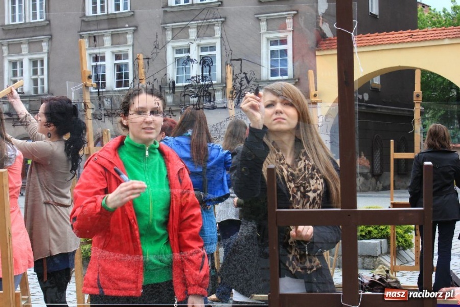 Zdjęcie w galerii na portalu naszraciborz.pl: Stworzyli panoramę graficzną na rynku wiadomości z regionu