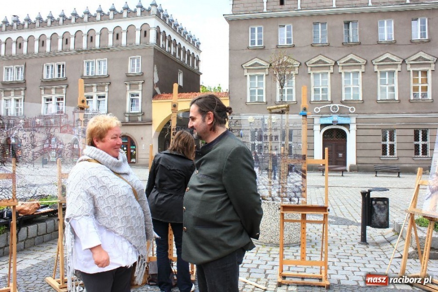 Zdjęcie w galerii na portalu naszraciborz.pl: Stworzyli panoramę graficzną na rynku wiadomości z regionu