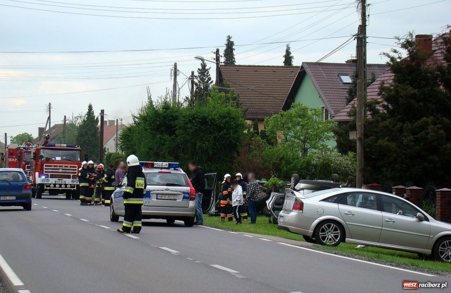Zdjęcie w galerii na portalu naszraciborz.pl: Feralny finał wyprzedzania na trzeciego wiadomości z regionu